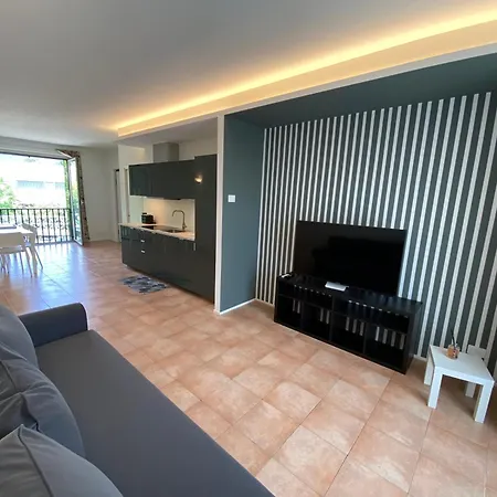 Apartment New Cornizzolo View - Terrace, Air Conditioning & Parking *
