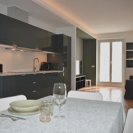 New Cornizzolo View - Terrace, Air Conditioning&parking * Longone al Segrino